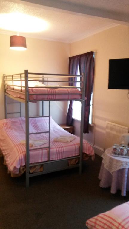 The Falcon Bed & Breakfast Blackpool